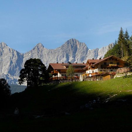 Strickhof Villa Schladming Bagian luar foto